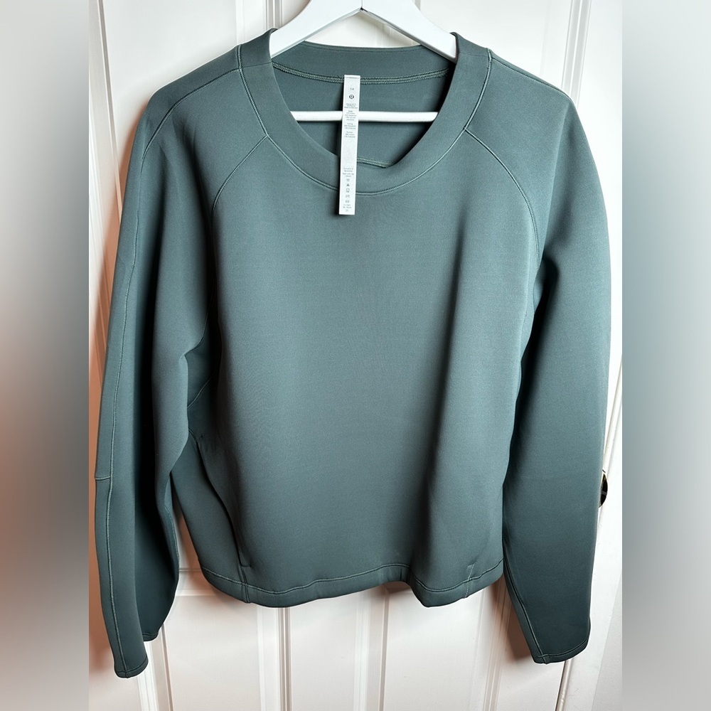 lululemon athletica Long Sleeve Top in Teal